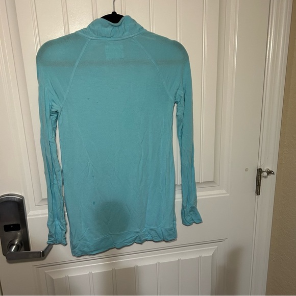 Lilly Pulitzer Luxletic Blue Ibiza Cassi Popover Sweater Size XXS - Picture 5 of 10